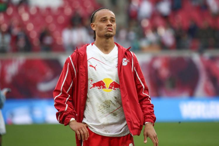 切尔西一直, 一个签下他, 转会 切尔西一直, 一个签下他, 转会