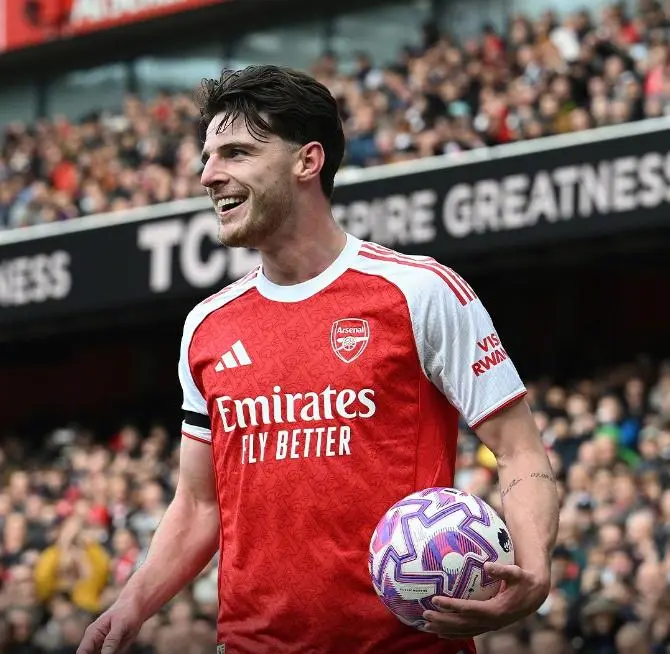 约克雷斯脚, 吉梅内斯, 分钟 约克雷斯脚, 吉梅内斯, 分钟