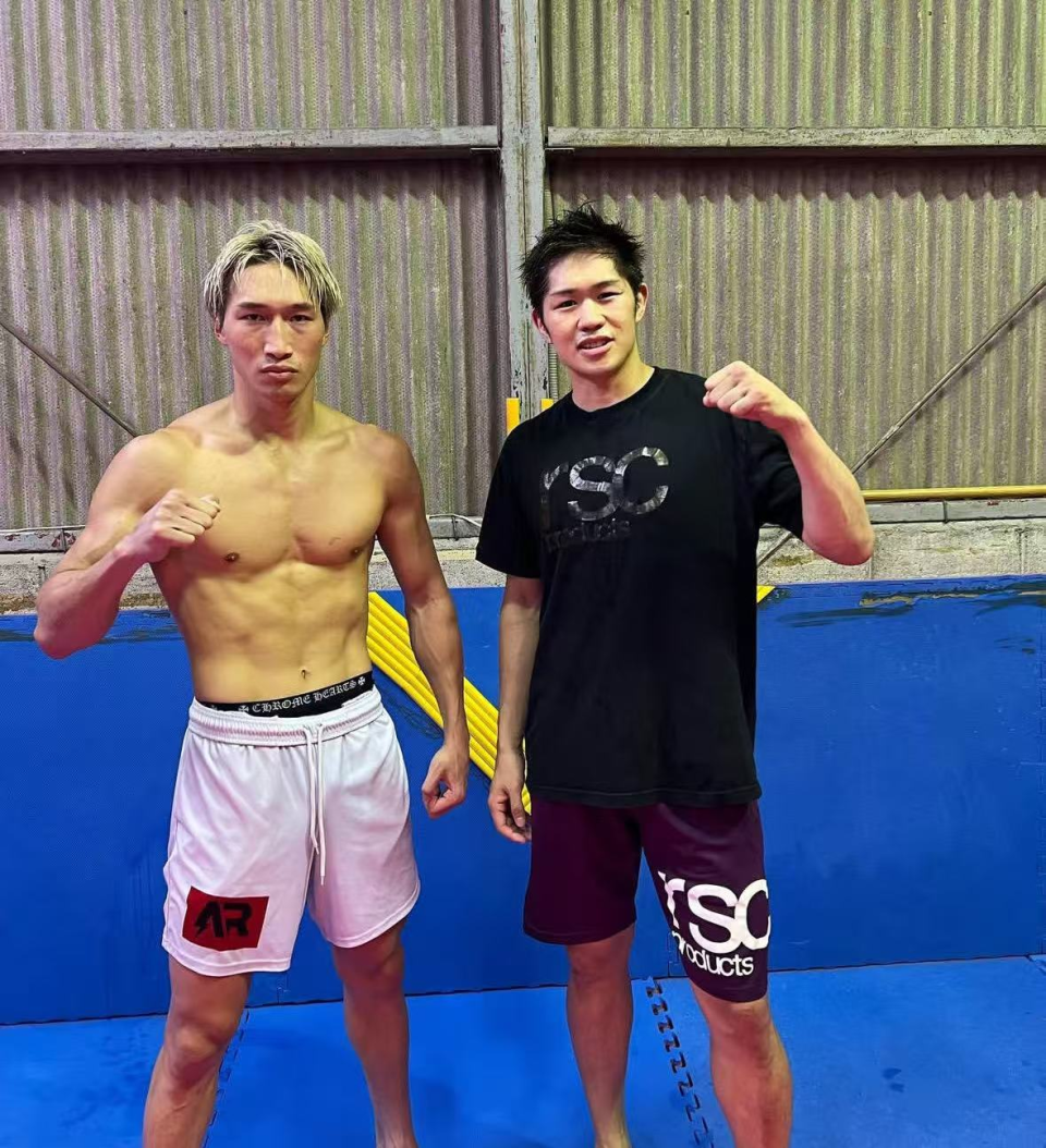 这种压迫性, 被粉丝赋予 这种压迫性, 被粉丝赋予